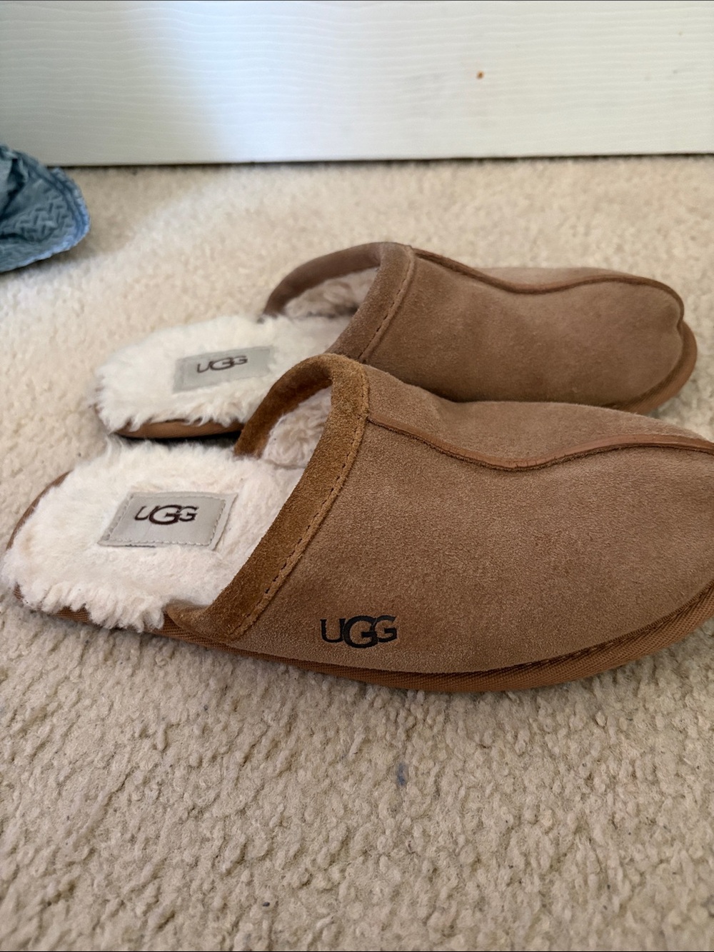UGG Womens pearle slippers